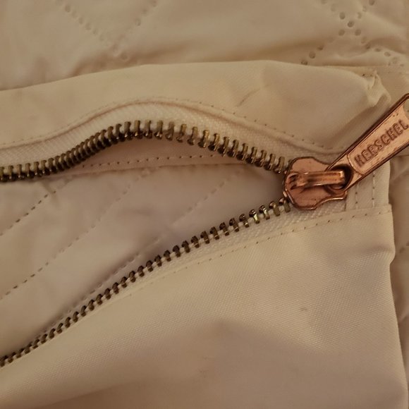 UC Herschel Brand Star Wars Princess Leia Limited Edition Backpack, Ivory - Picture 5 of 5